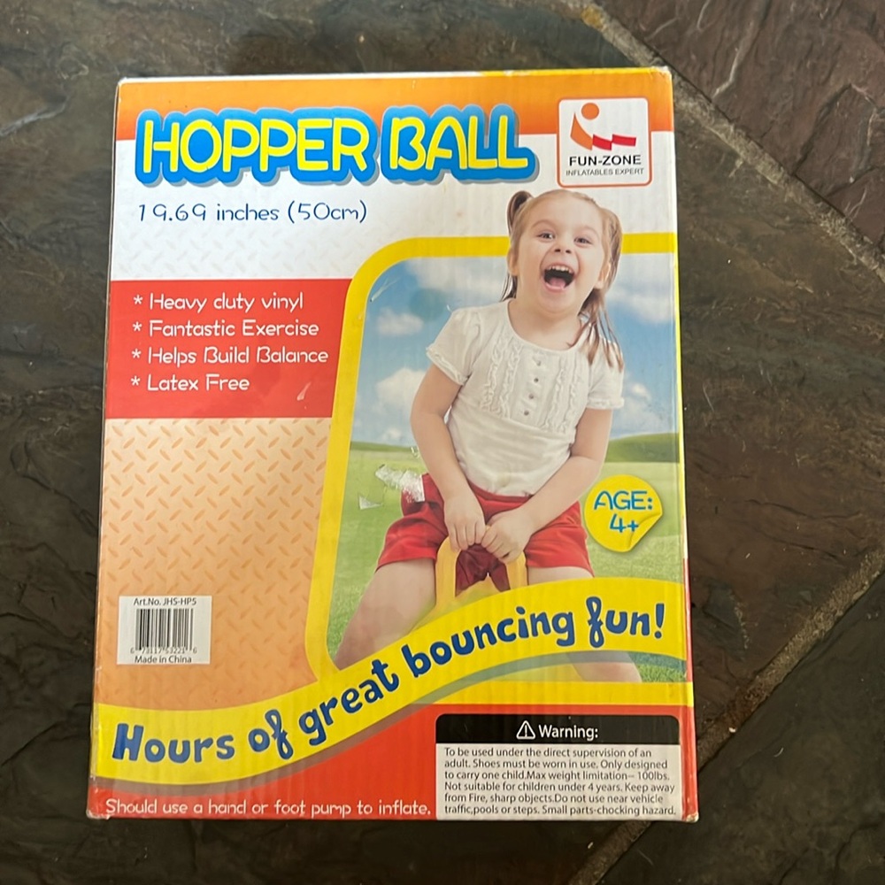 Hopper Ball!  New! 20 in age 4+
